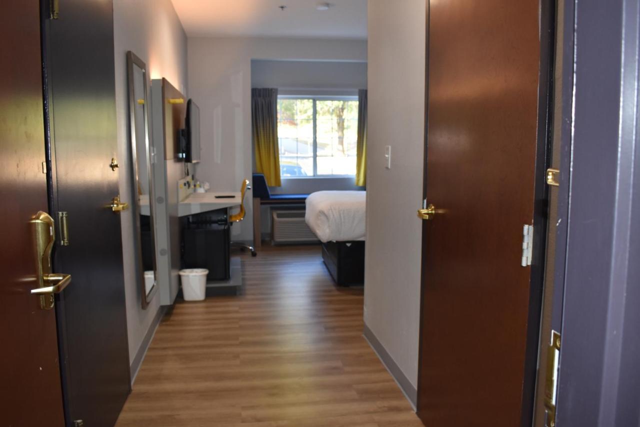 Microtel Inn & Suites By Wyndham Stockbridge/Atlanta I-75 Buitenkant foto